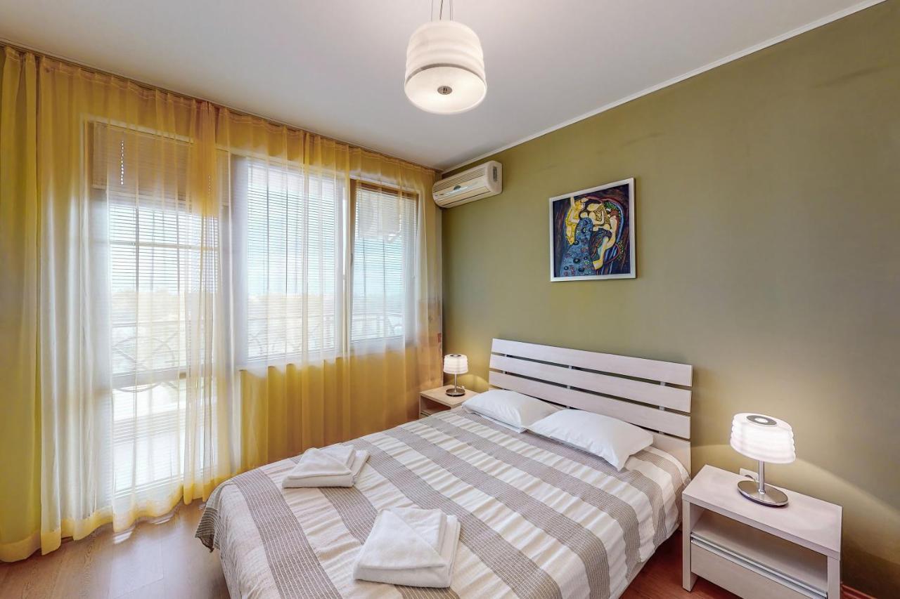 Lighthouse Luxe Estate Apart & Villas Μπαλτσίκ Εξωτερικό φωτογραφία