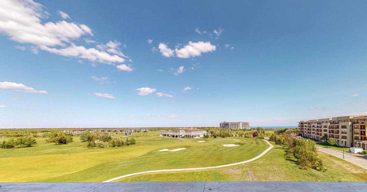 Lighthouse Luxe Estate Apart & Villas Μπαλτσίκ Εξωτερικό φωτογραφία
