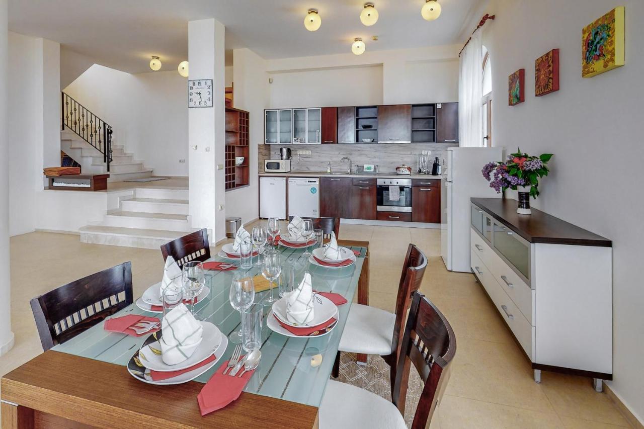 Lighthouse Luxe Estate Apart & Villas Μπαλτσίκ Εξωτερικό φωτογραφία